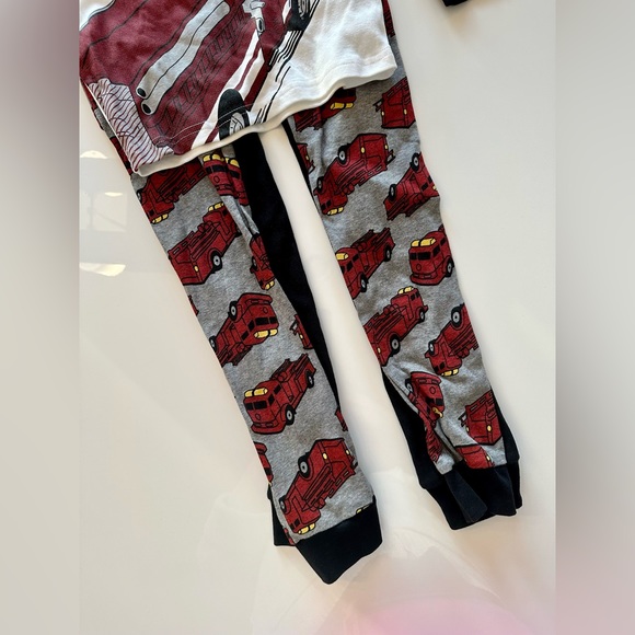 *NEW* Carters 14 Pajamas set of 2 - Picture 4 of 6